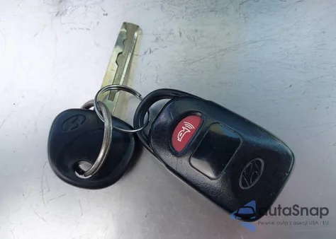 2012 Hyundai Veloster Base W/Gray z USA, uszkodzony, nr VIN KMHTC6AD7CU036446